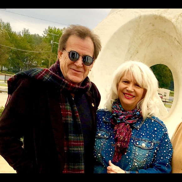 Meet your Posher, Yebbie - Picture 2 of 5